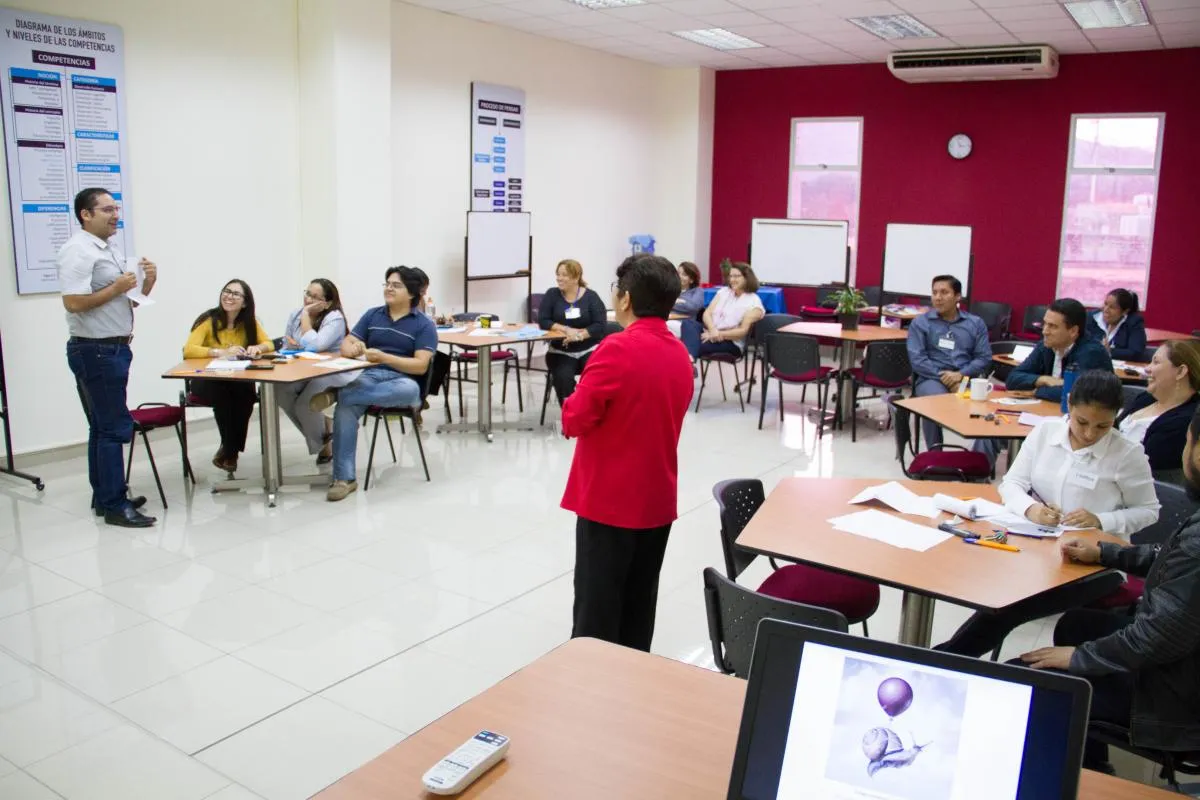 Se llevó a cabo el curso “Juegos creativos” del Programa de desarrollo personal y grupal