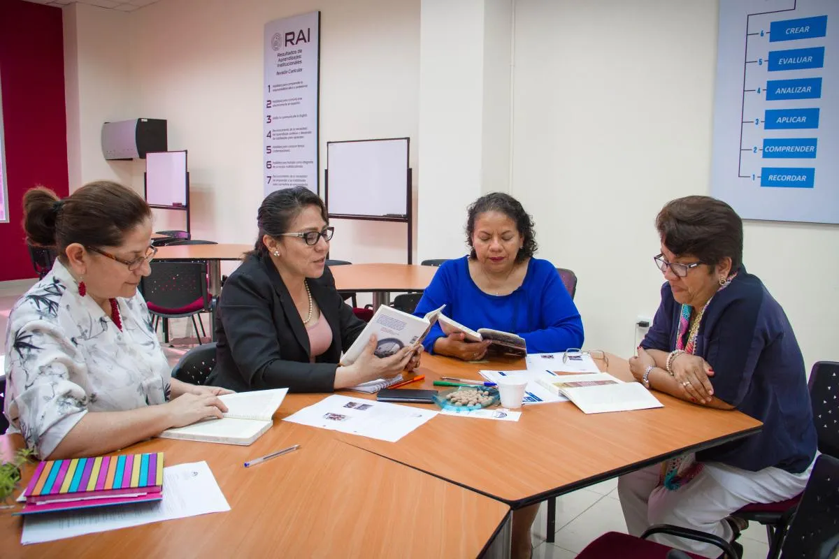 Inició el nuevo grupo de lectura en el programa de LECTPOL